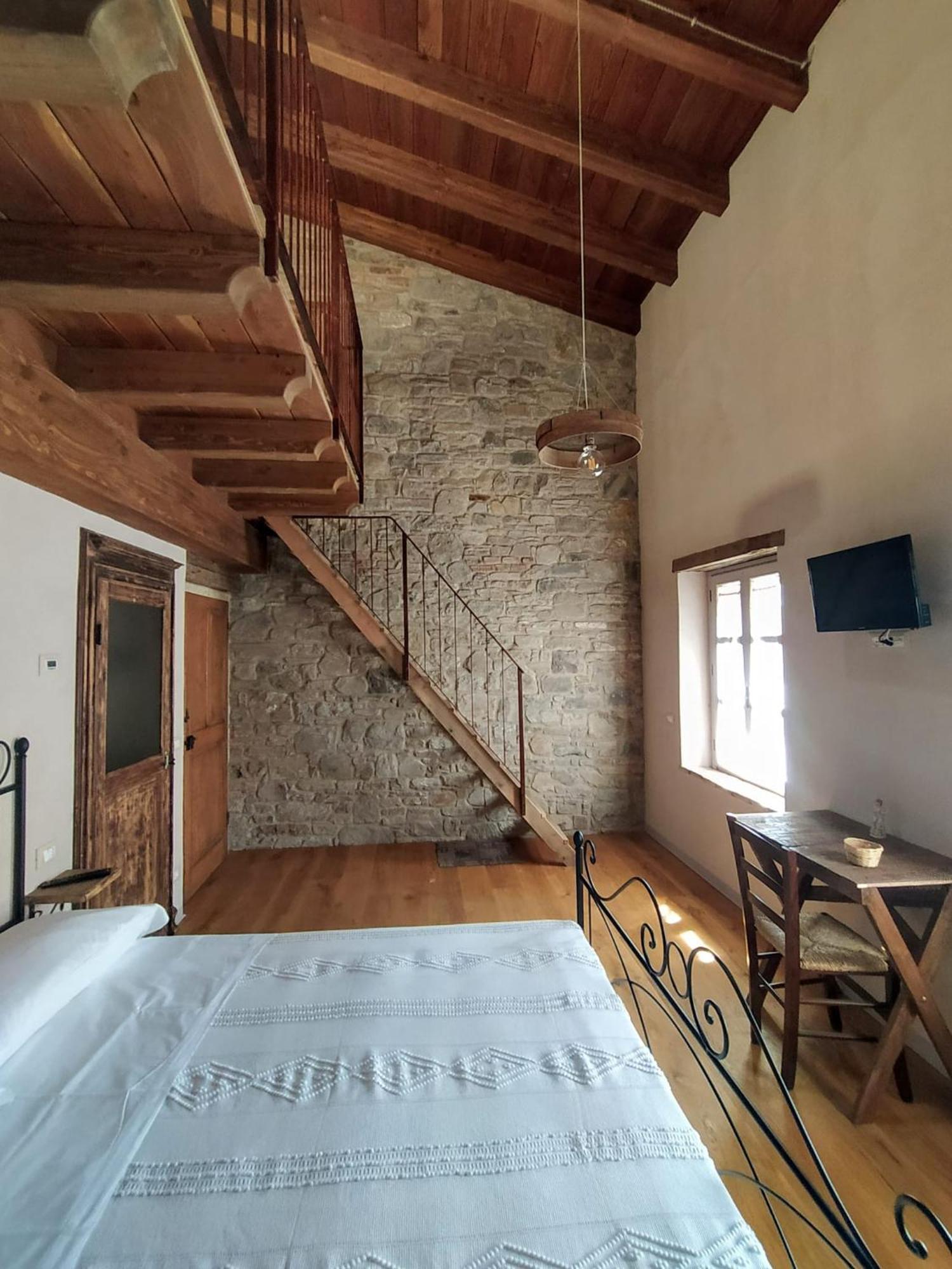 La Casa Di Lillia 호텔 카스텔노보 네 몬티 외부 사진