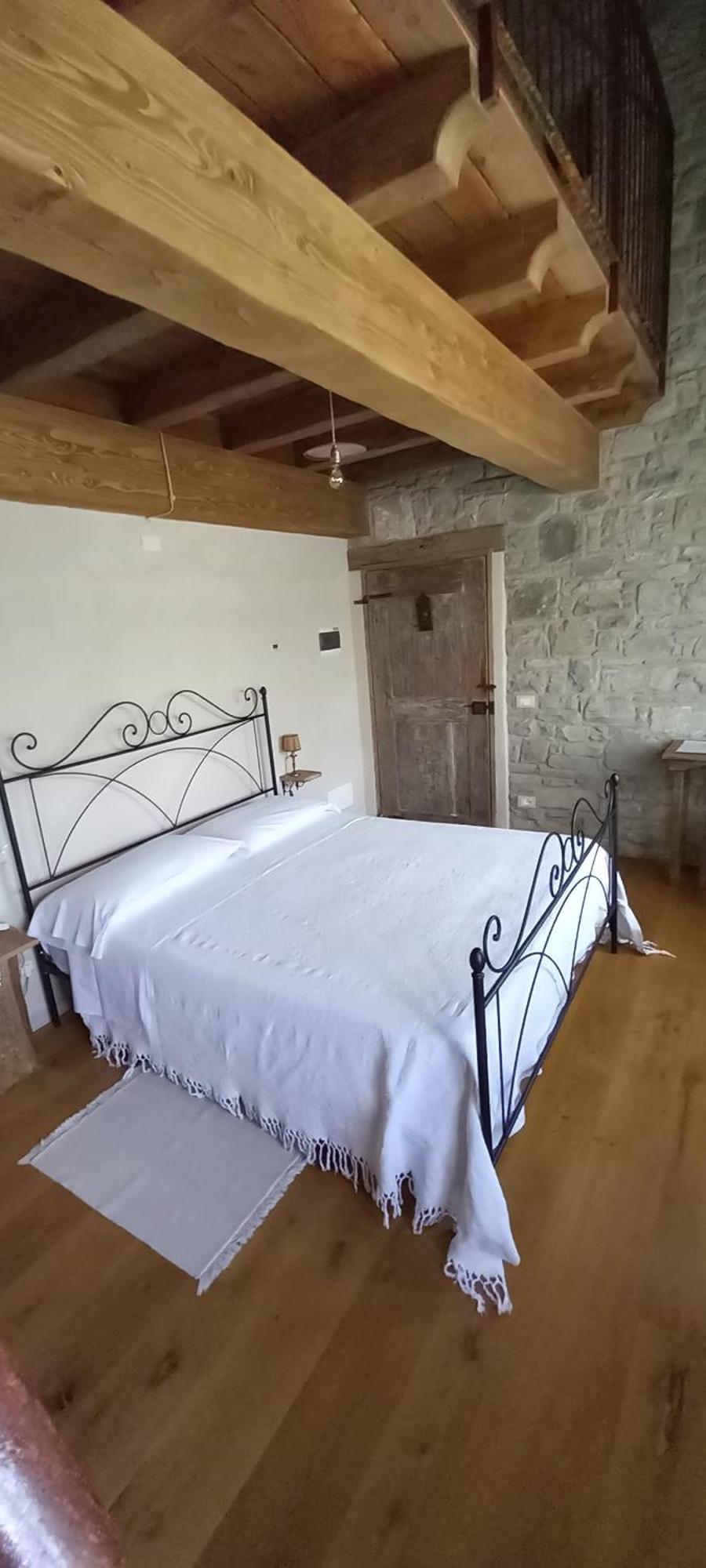 La Casa Di Lillia 호텔 카스텔노보 네 몬티 외부 사진